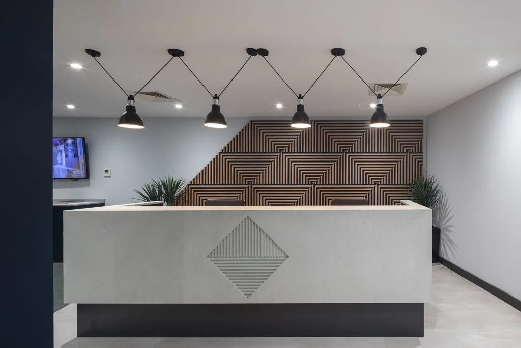 Báo giá thi công quầy lễ tân trọn gói 2