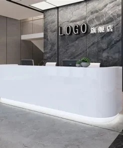 Quầy lễ tân màu trắng 1