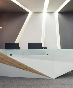 Quầy lễ tân phong cách châu Âu 3