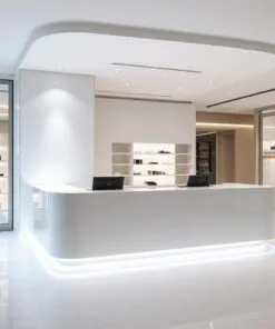 Quầy thu ngân tone trắng tinh tế