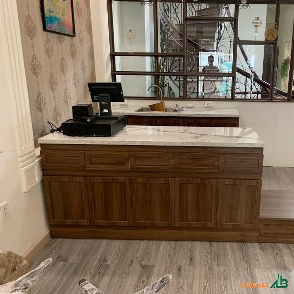 Quầy bar bằng gỗ công nghiệp cao cấp