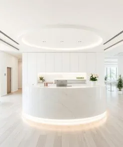 Quầy Lễ Tân Hiện Đại