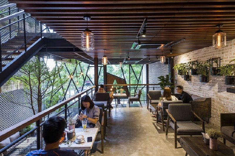 thi cong quan cafe khung thep duoi 200 02