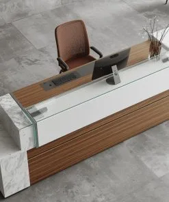 Thi công quầy lễ tân chuyên nghiệp