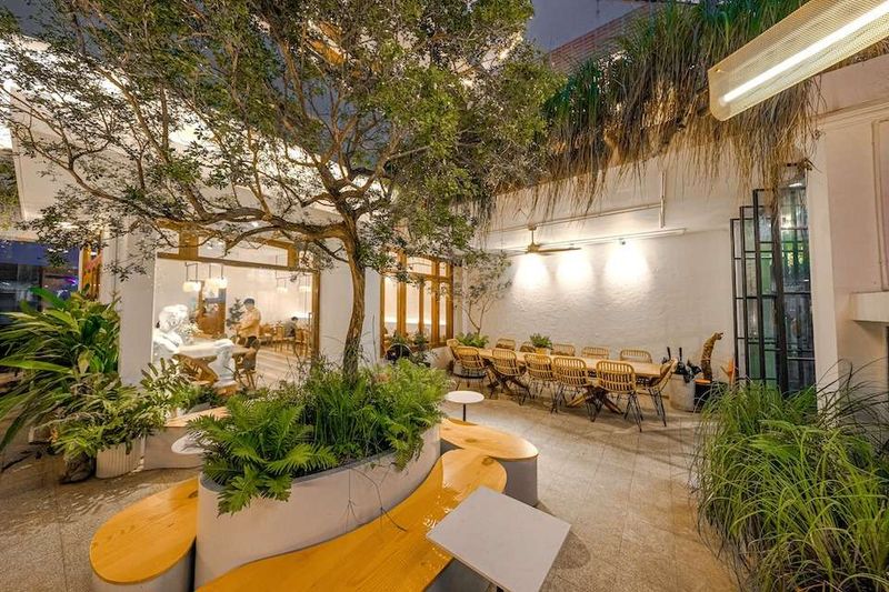 Thi Công Quán Cafe Tại Vĩnh Long 1 Thiết kế quán cafe nhiều cây xanh